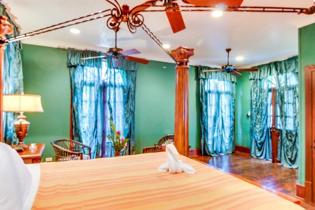 Colonial Suite @ Mahogany Hall San Ignacio Eksteriør billede
