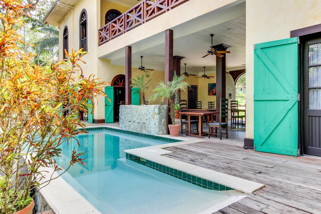 Colonial Suite @ Mahogany Hall San Ignacio Eksteriør billede